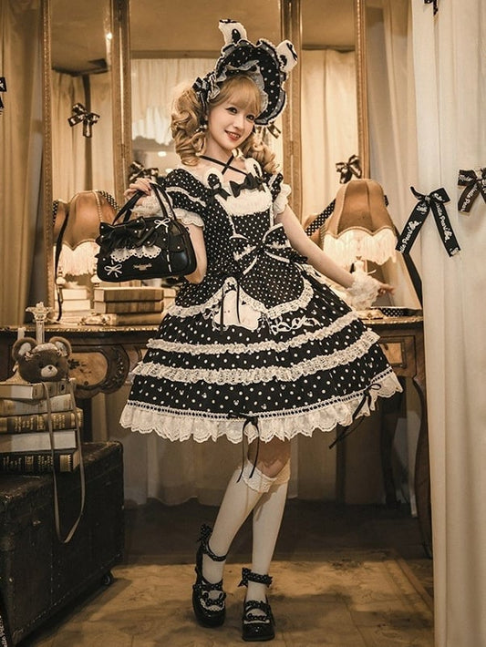 Quadratisches Kleid mit Häschen und Punkten, süßes Lolita-Muster, Ausschnitt, schwarze Ohren