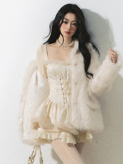 アプリコットのレースアップティアードスカートロングスリーブドレス