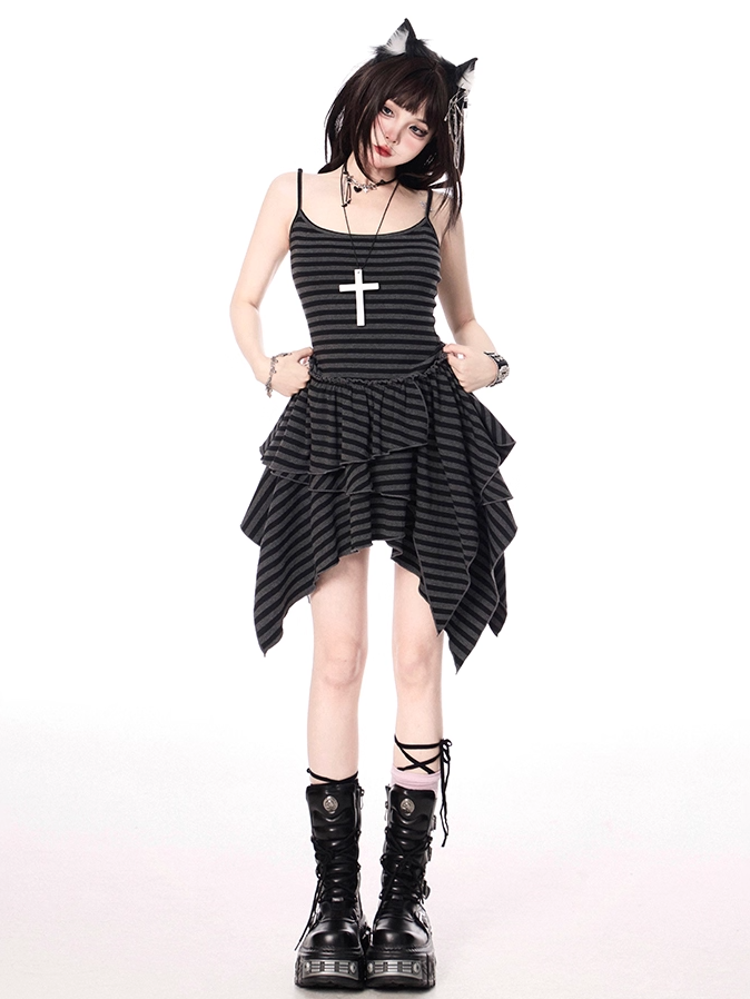 Kleid Rock Cami Schwarz und Grau Streifen Taschentuch Saum Stufen