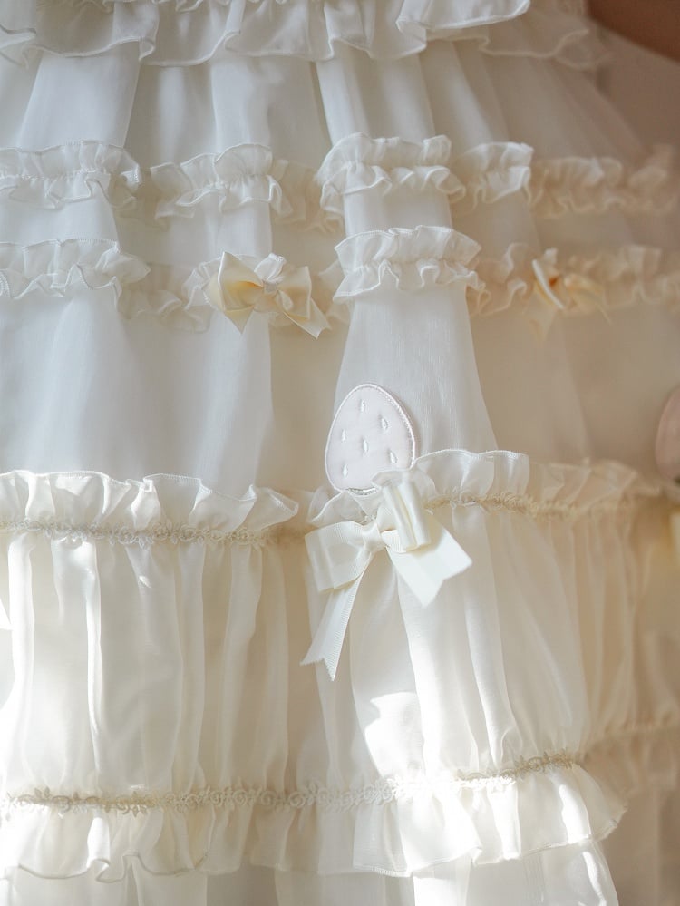 Beiges süßes Lolita-Kleid mit Schleifenakzenten und Rüschenbesatz