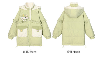 Grüner süßer Daunenmantel mit Kapuze und Rüschenbesatz