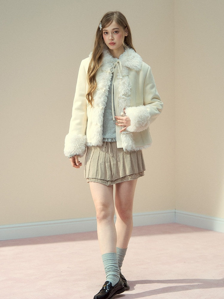Fur Jacket Toggle with Beige Collar Vintage Button