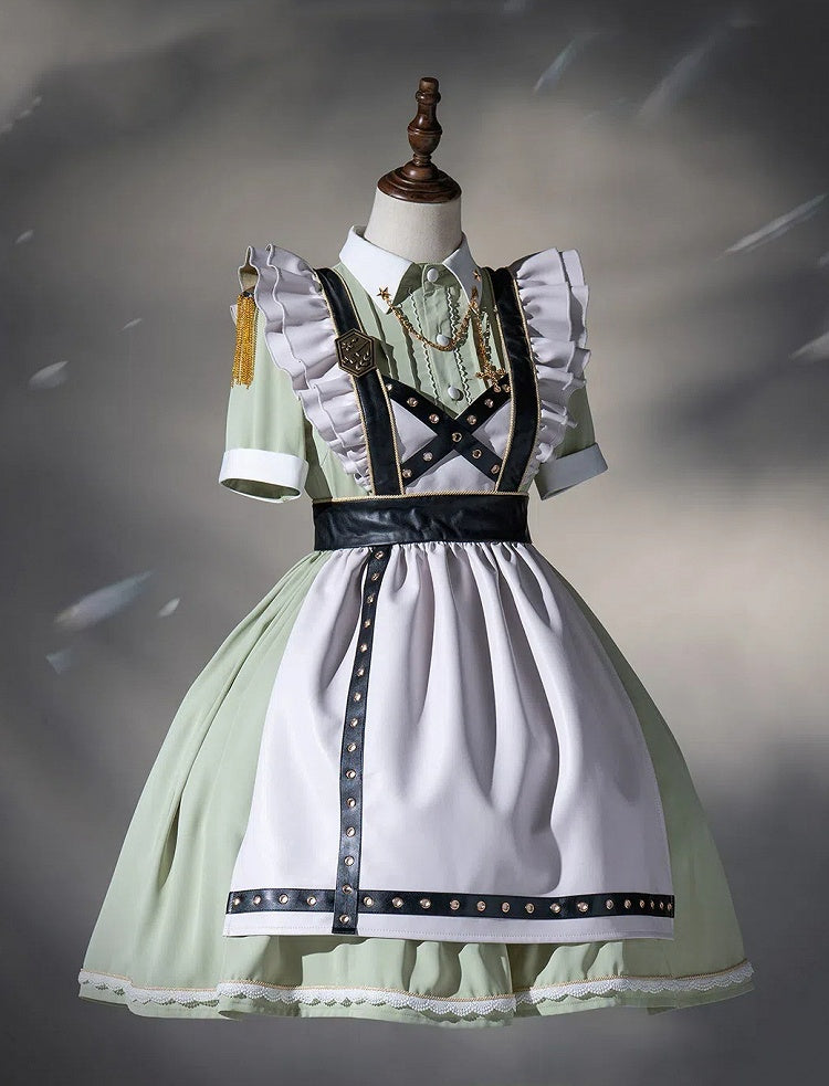 Flatter-Militär und Set, kurze Schürze, grünes Kleid, volle Dienstmädchen-Hülsen, leichte Lolita-Ärmel
