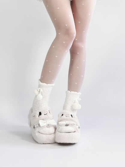 Plush Jirai Slippers: Kei White with Embroidery Platform Kitten