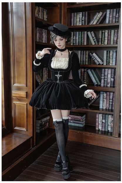 Autumn/Winter Lolita Waist + Brooch Boned for Choker Black Velvet Dress Set Version Bow Basque Short Hat