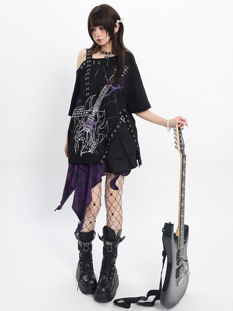 Sweet Black Guitar Print Asymmetrical Shoulder Tee with Slit