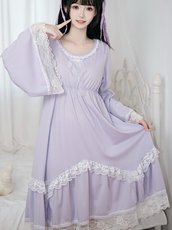 Cups with Padded Purple Ruched Waist and Lace-Trimmed Long/Short Sleeves Dress
