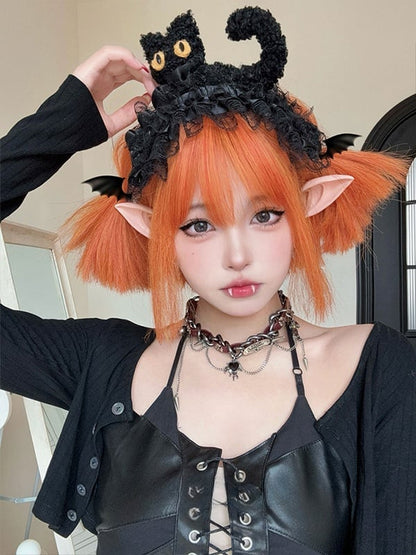 Orangefarbene, kurze, glatte Kunsthaarperücke mit vollem Pony