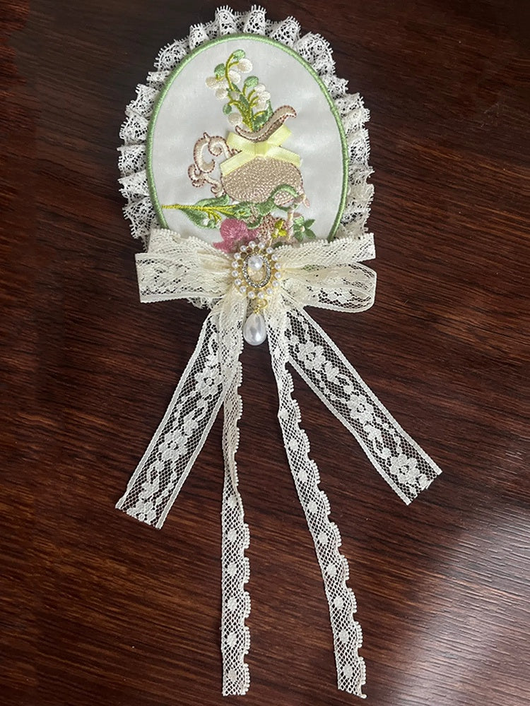 / 花瓶レース花刺繍トリムブローチ