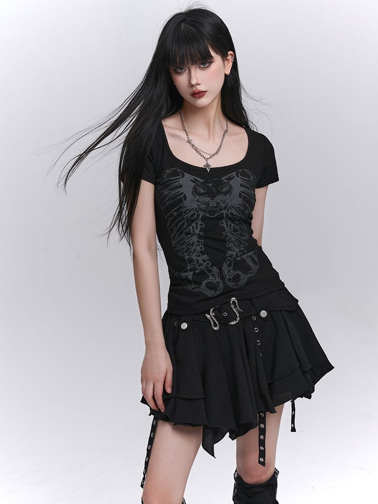 Asymmetrical Hem Tiered Skirt with Black Serpentine Belt