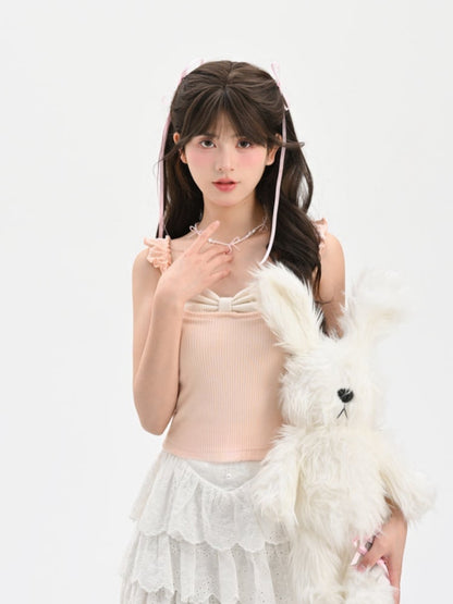 Tanktop in Rosa mit Flatterärmeln und Schleifendesign am Ausschnitt