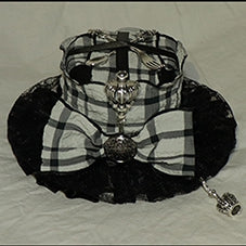 ミニチャーム スクープ柄 クラウン チェック柄 装飾 ブラックホワイト 帽子 蝶結び フォーク