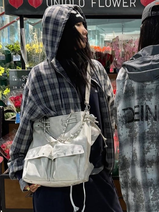 2-Way White Backpack With Drawstring Closure And Chain Straps