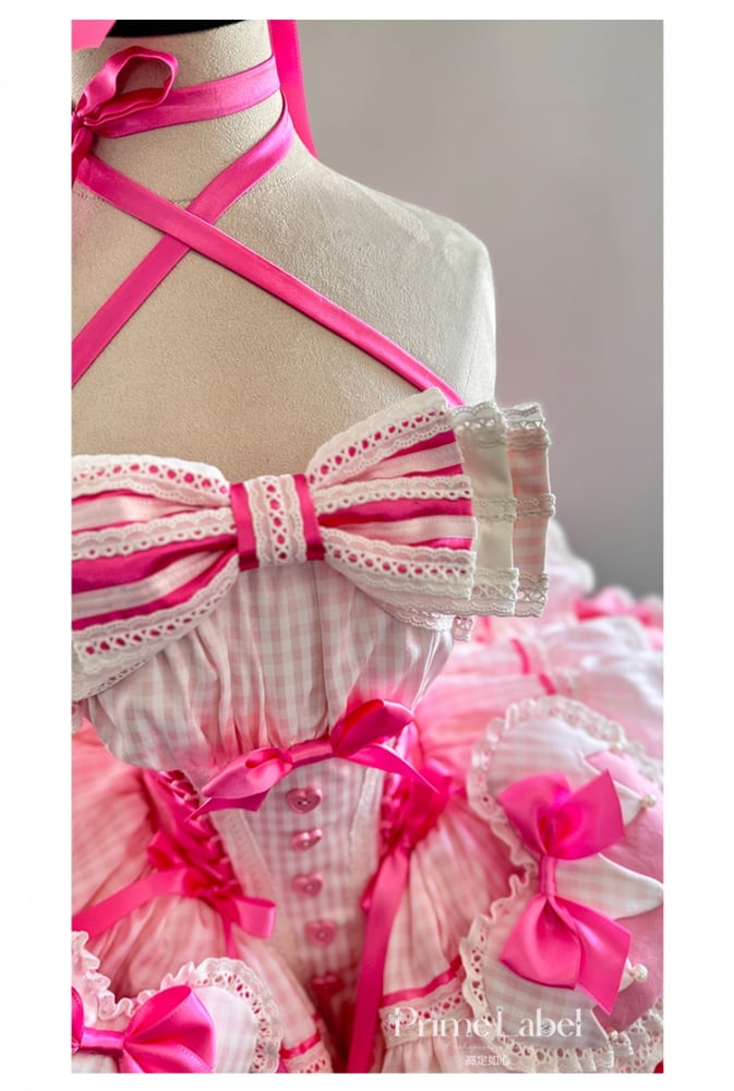 ピンクの骨太バスクウエストパフィードレス（蝶結びと大きなパッド入りハート付き）