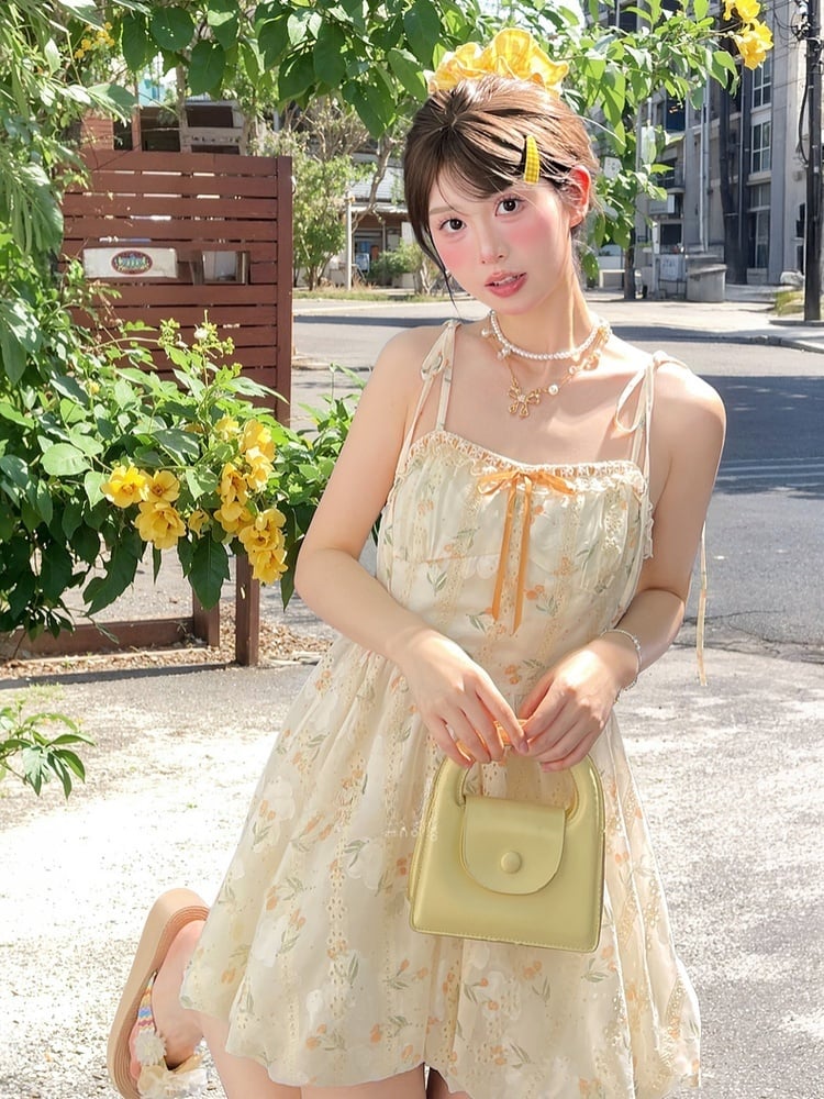 Bubble Sweet Kleid mit selbstbindenden Trägern Slip Apricot Blumenmuster Rock Urlaub