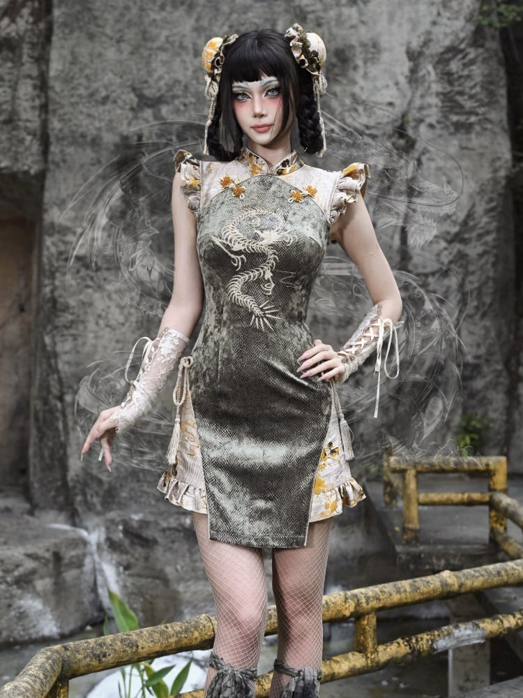 Goth-Qipao-Kleid mit Drachenstickerei
