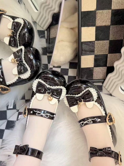 Mid-heel Black Janes Snap Closure Bunny Hem with Mary Heart-shaped Scalloped Lolita Sweet Themed