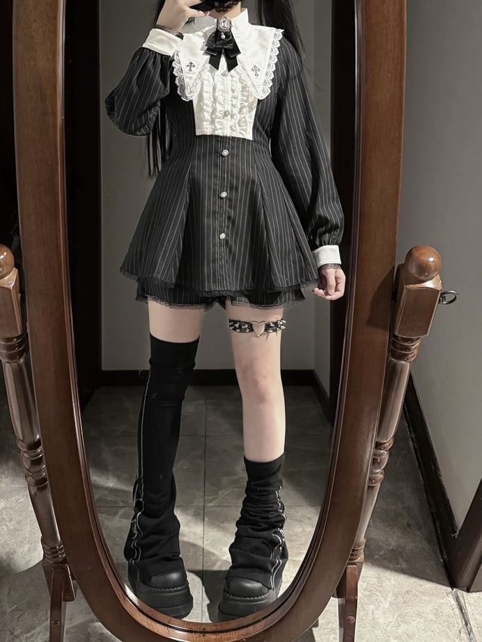Kei Black Set: Jirai Striped Dress with Cross 3-Piece Embroidered Pointed Collar