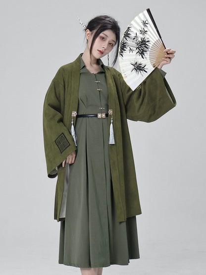 Robe verte Box Dress Plissé Pression Construction Col V Chinois Style Devant