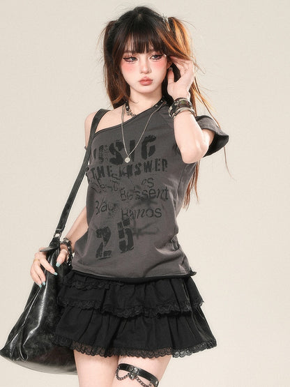 レターアシンメトリーネックラインTシャツグラマラスプリントホワイト/ゲイリー