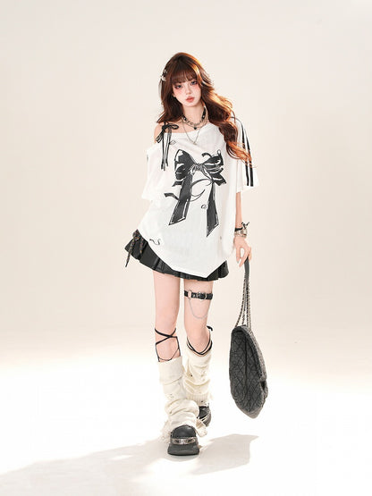 Black/White Asymmetrical Neckline Big Bow Print Loose T-shirt