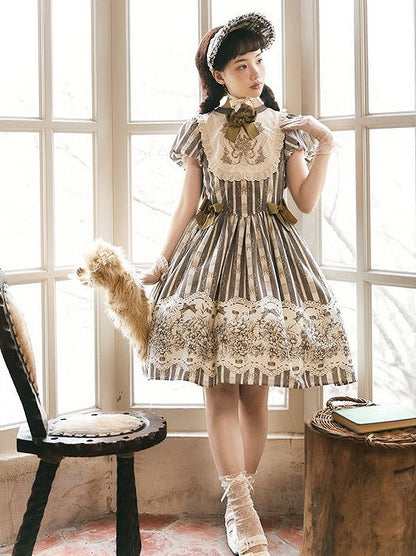 Version Lolita Embroidery Bodice Floral Pattern One and Brown Bowknot Short Striped Piece Classic