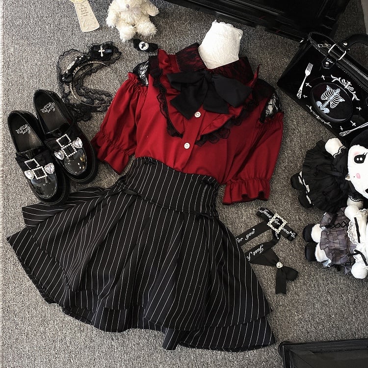 カットアウトショルダーレーストリムブラウスタイ（リボン付き） ジライケイ ブラック/レッド/ピンク/ホワイト