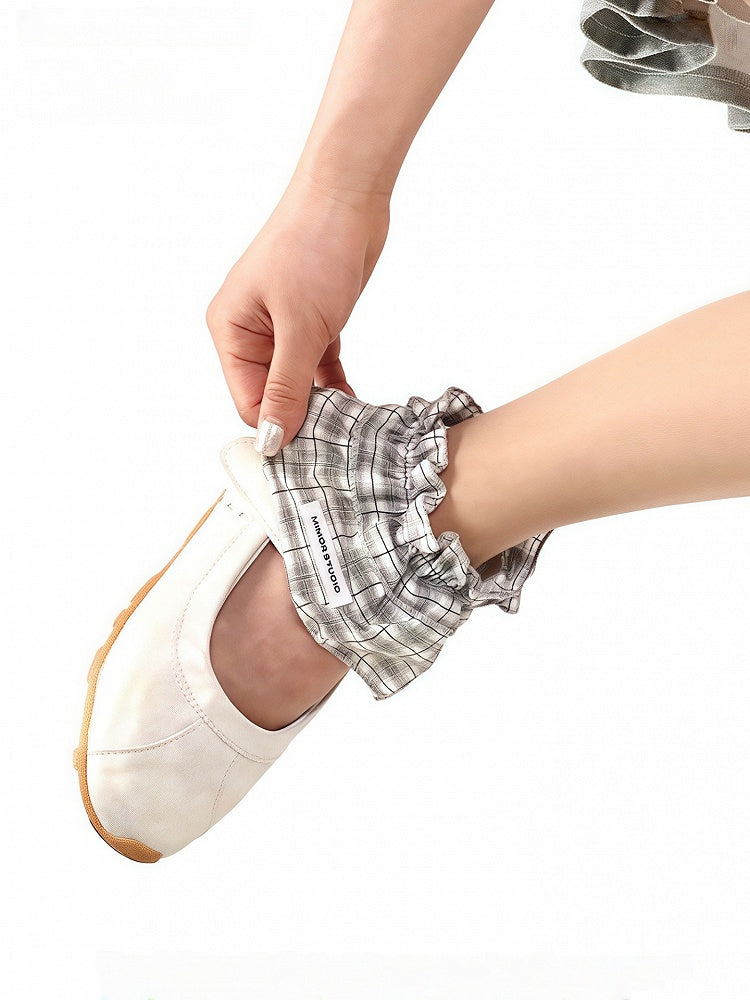 White/Black/Gray Ultra-Short Leg Warmers Ruffled Ballet-Style