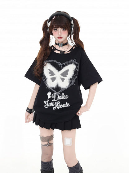 豪華な蝶のアップリケ、蝶のネックライン、ブラックデザイン、ビタースイートTシャツ