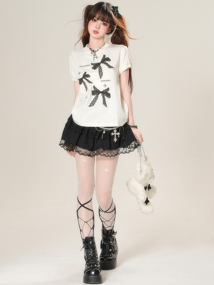 ホワイト/ブラック デイリープリント 蝶結び かわいいTシャツ