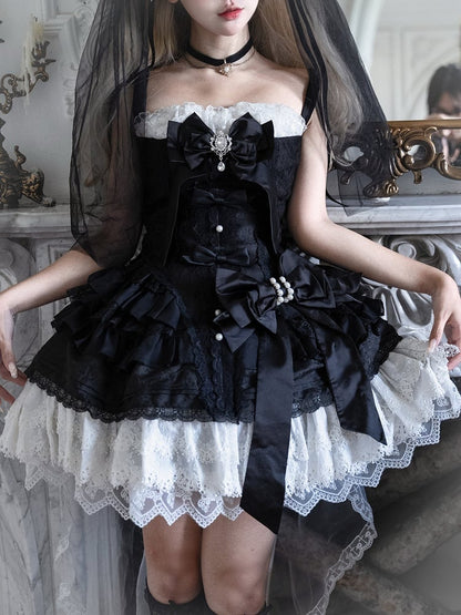 Schleifen Weißes Kleid Schwarz Verzierter Gothic Rock Lolita Stufen und