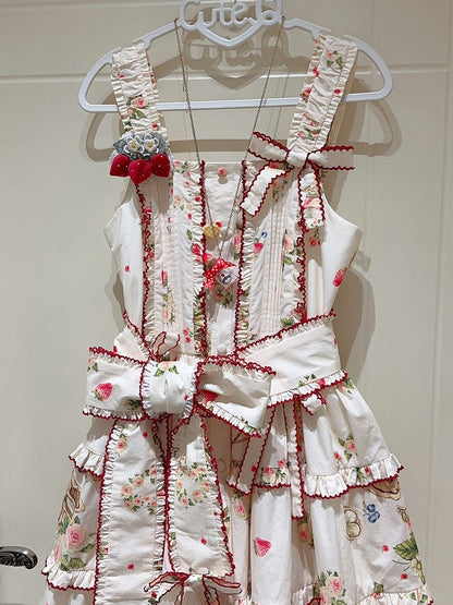 Bunny Pink House Kleid Saumdruck Lolita Red Fashion und Erdbeere