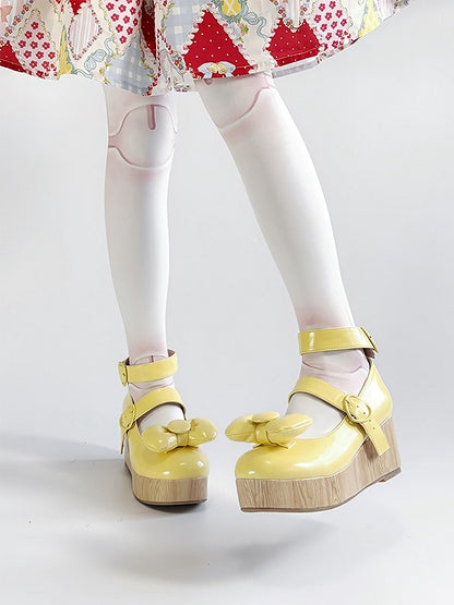 Buckle Platforms at Bow Yellow PU - Heart Top Sweet