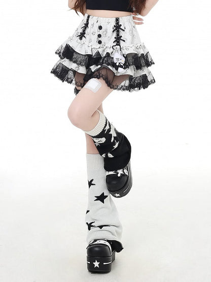 レースブラックトリムライトグレーキティプリントティアードスカート
