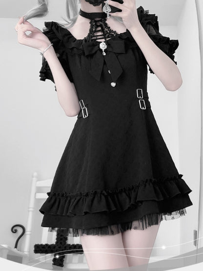 Detailreiches Jirai Kei Neckholder-Kleid mit Schnürung und schwarzer Schleife