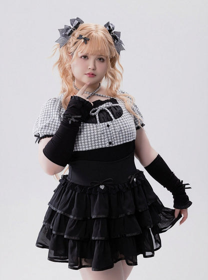 Black Jirai-Kei Ruffle Skirt with Built-In Shorts - Fluffy Heart