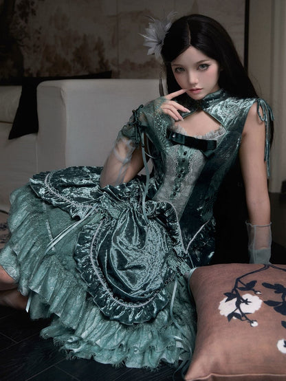 Green Cheongsam Collar Snake Bones Embroidery Velvet Sleeveless Top