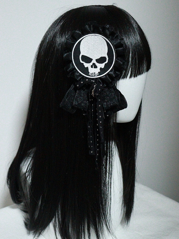 Punk-Schleifen-Applikation mit Skelett-Brosche, Schwarz