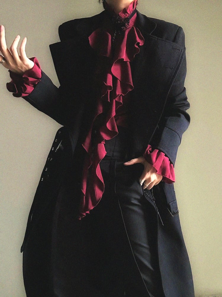 Poet Accents Lolita Vintage Sleeves Unisex Cascading Ouji with Ruffle Shirt Red