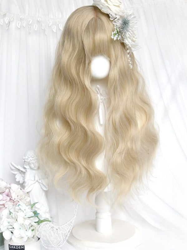 フルウェーブウィッグ（長さ65cm、ブロンドの前髪付き）