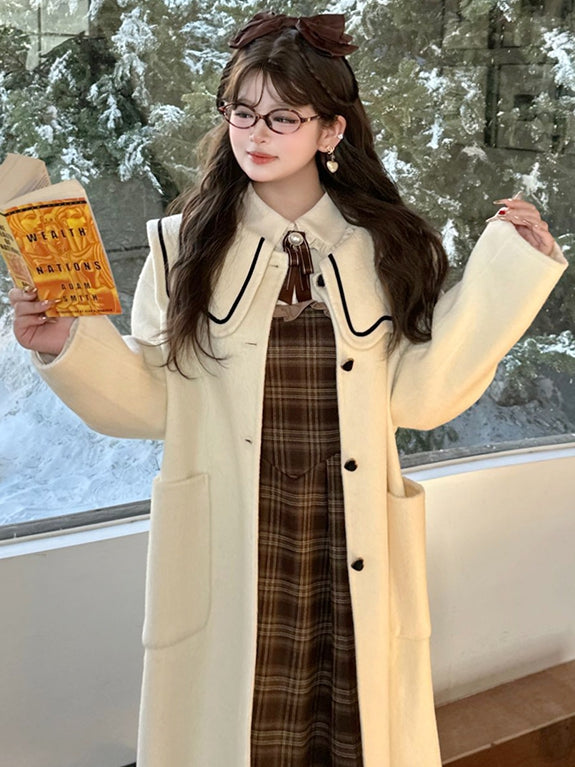 プラスサイズ ミルクホワイト セーラーカラー ハートボタン ウールコート