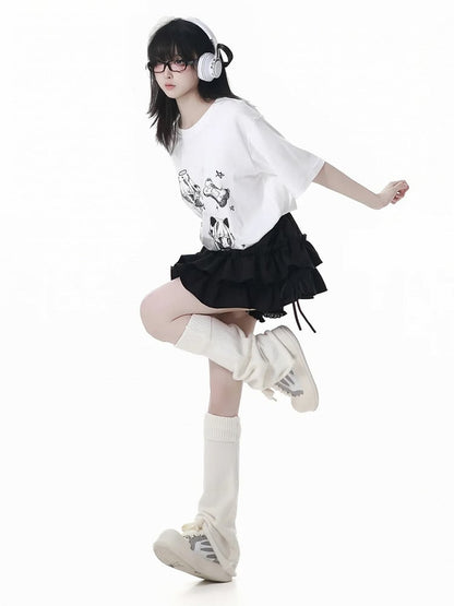 グレーTシャツ アニメガールプリント ホワイト/ダーク ラウンドネック コットン