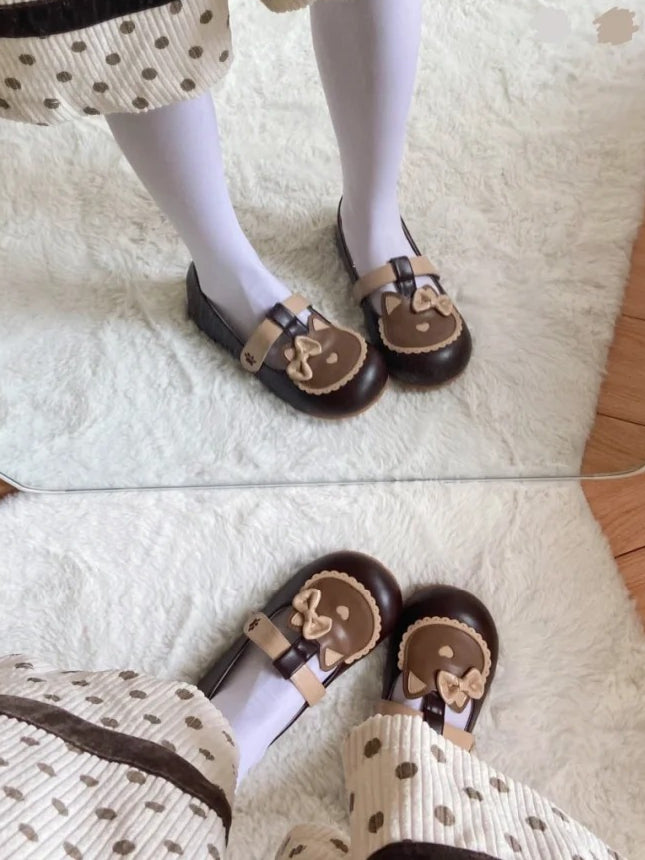 PU Kitty Sweet Closures - Flats Scalloped Hem Brown Velcro at Top Embroidery Cat Paw Strap