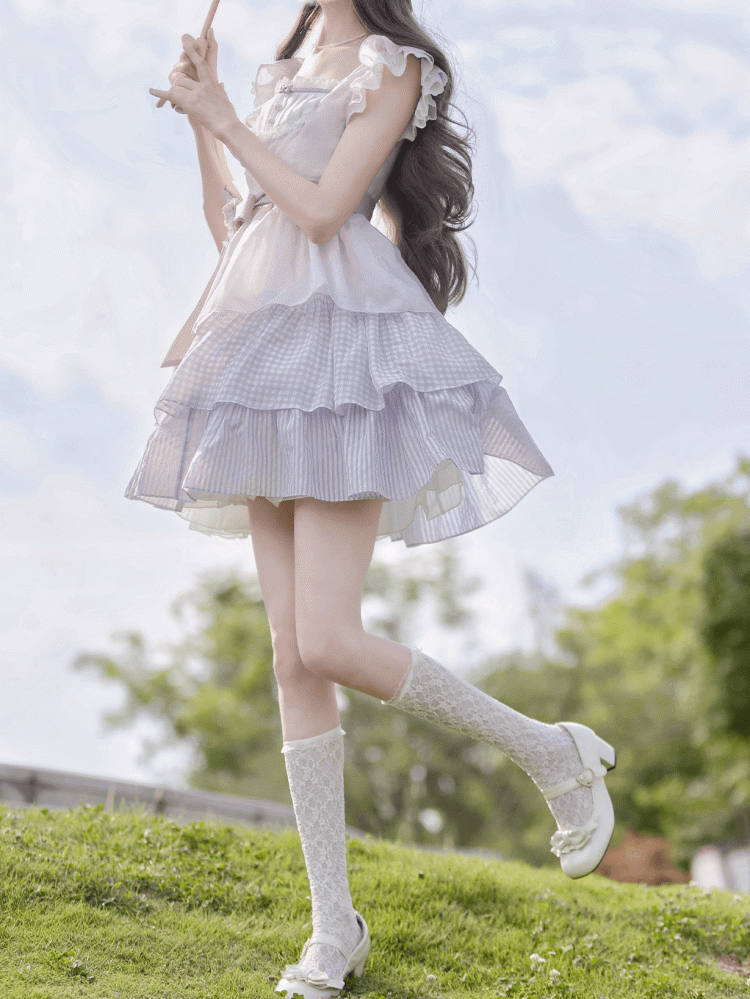 Skirt Floral with Tiered Sweet Lavender Flutter Sleeves Dress