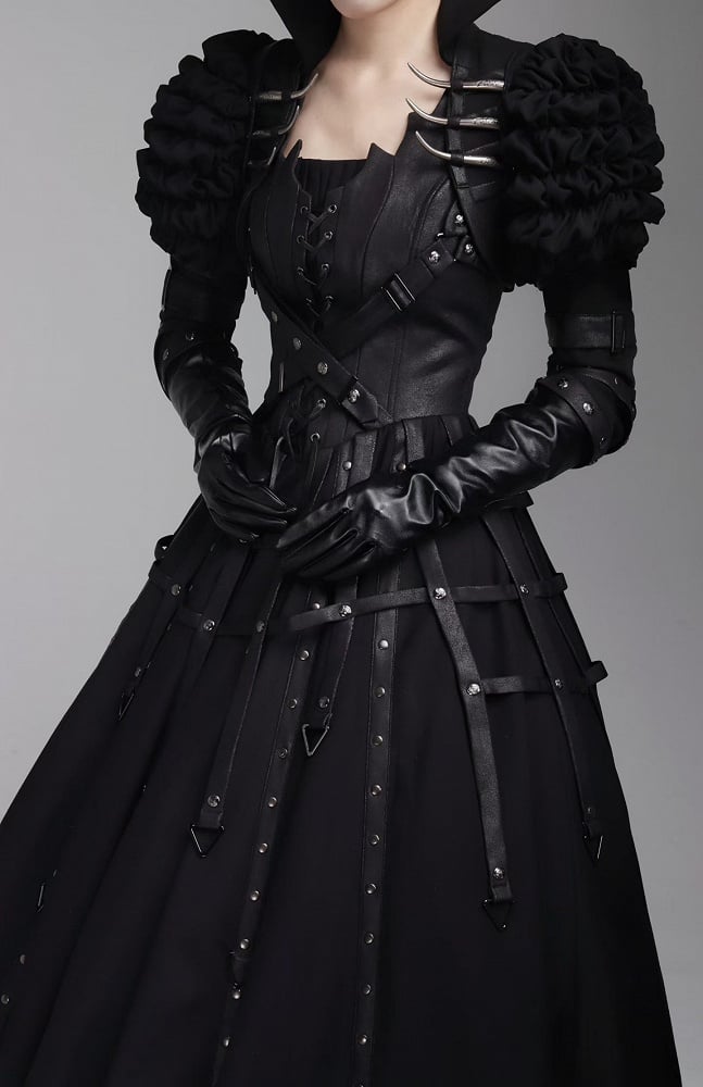 Black Collared Cropped Jacket with Spine Studs - FOXTROT