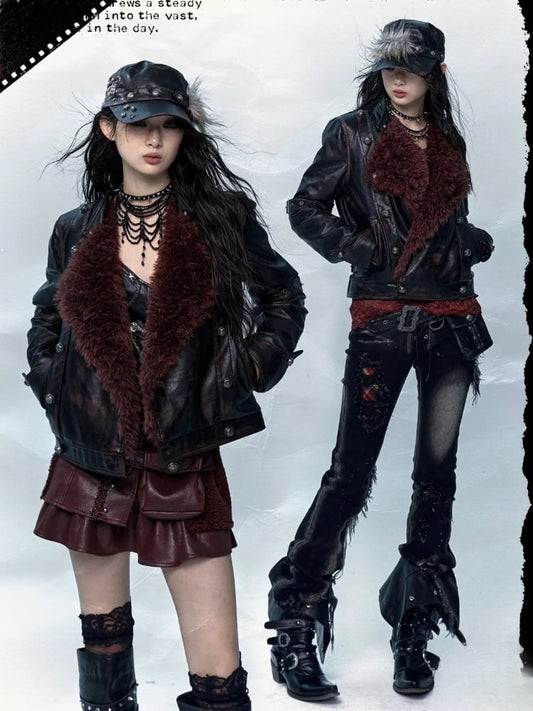 ダークレッドのハートと骨のアップリケ付きジャケット（バックル付き）