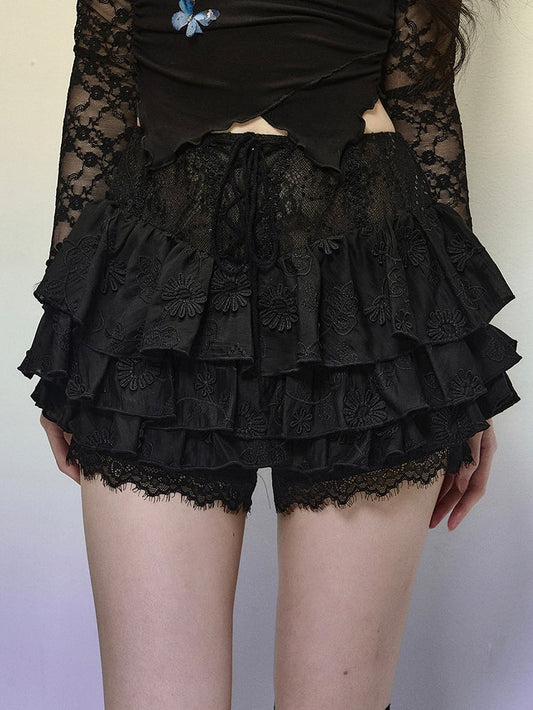 ブラックレースの花柄ハイウエストティアードミニスカートレースアップディテール