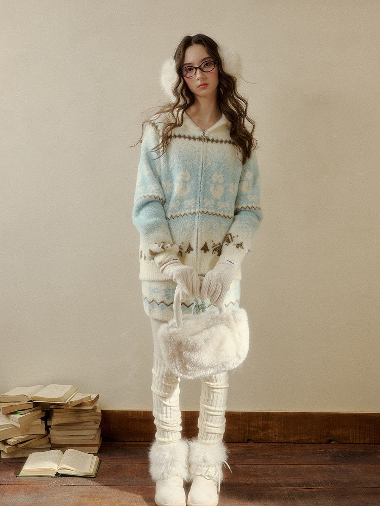 Sweater BlueWhite Pattern with Snowman Details Kawaii