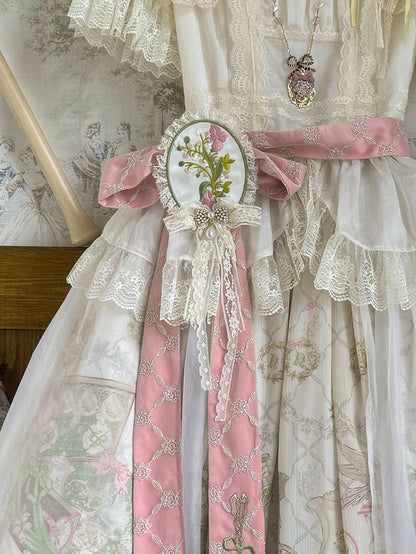 / 花瓶レース花刺繍トリムブローチ