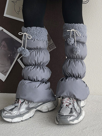 Süße Beinwärmer mit Schleife und Pompons